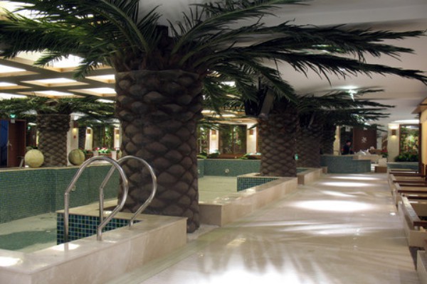 重庆街头泰式按摩，一按解千愁，你试过吗？